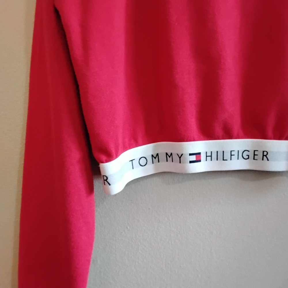 Vintage Tommy Hilfiger Red Cropped V-Neck French Terry Long Sleeve – Medium EUC - Picture 12 of 16